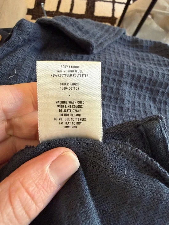 Tracksmith Fells Rugby - Picture 4 of 4